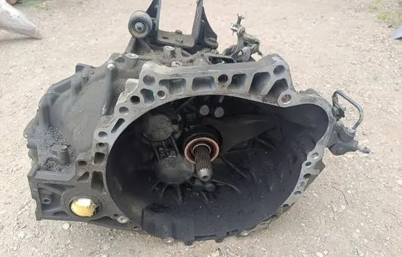 Toyota Avensis T270 Manual 6 speed gearbox