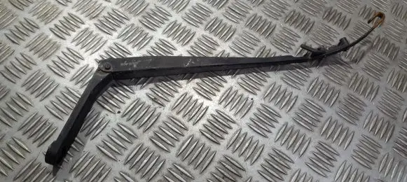 Opel Corsa B Front wiper blade arm
