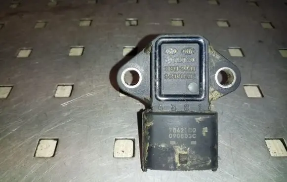 KIA Sorento Air pressure sensor 3930084400 9490930502