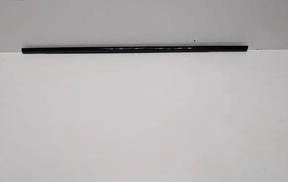 Audi Q6 e-tron Rubber seal front door window/glass 85H839476C