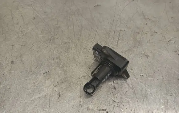 Toyota Avensis T270 Mass air flow meter 22204-0N010