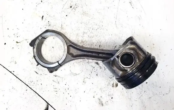 Volkswagen Touareg I Piston with connecting rod