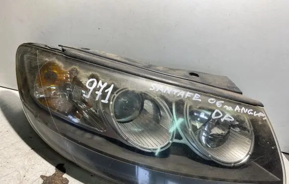 Hyundai Santa Fe Headlight/headlamp 921022BXXX