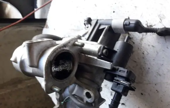 Renault Scenic III - Grand scenic III EGR valve