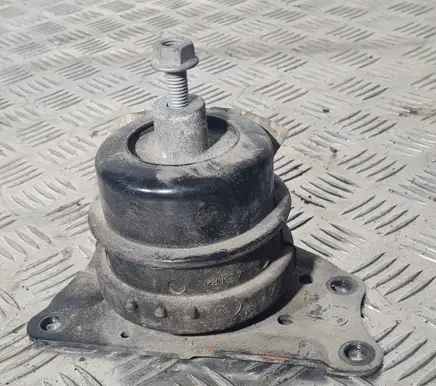 Seat Ibiza IV (6J,6P) Engine mount bracket 6R0199167AB