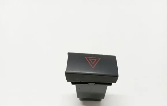 Hyundai Santa Fe Hazard light switch 605171
