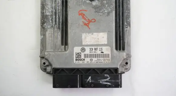 Volkswagen PASSAT B6 Engine control unit/module 3C0907115 0261S02105