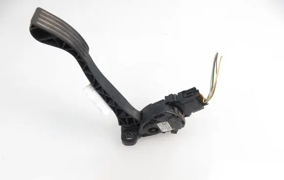 Ford Connect Accelerator throttle pedal 7T119F836CC