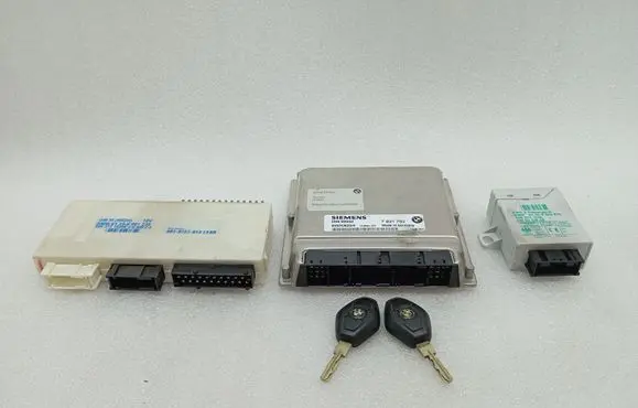 BMW 5 E39 Engine ECU kit and lock set 7831762 6905670