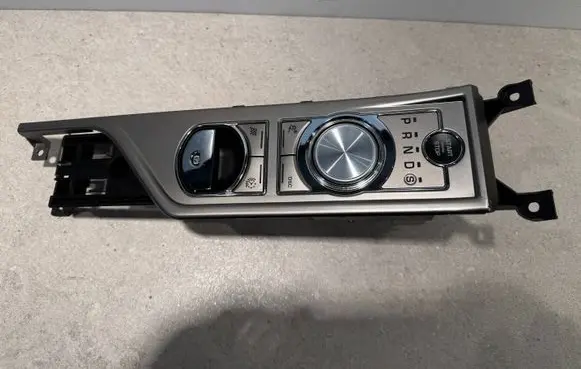 Jaguar XF X250 Gear selector 9X237E453BB-ED04 10007099