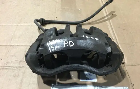 Mercedes-Benz Vito Viano W447 Front brake caliper