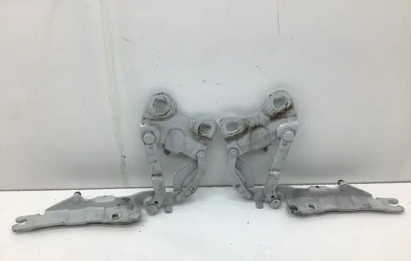 Mini Cooper Countryman R60 Engine bonnet/hood hinges
