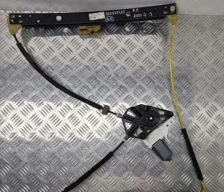 Audi Q3 F3 Front door window regulator with motor 8U0837462