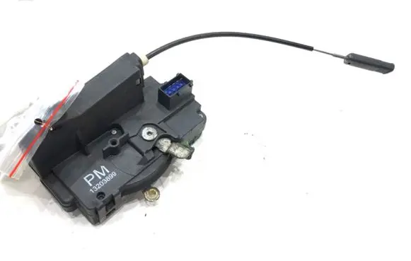 Opel Corsa C Front door lock 13203899