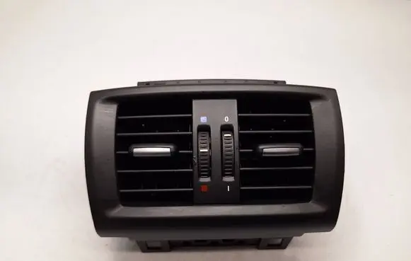 BMW X3 F25 Rear air vent grill 9200888 64229200888