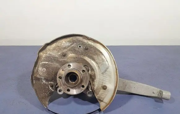 Volvo XC90 Front wheel hub spindle knuckle 