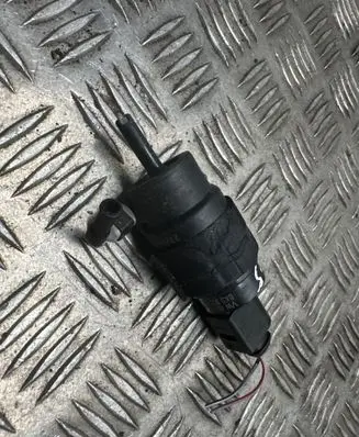 Audi A5 Sportback 8TA Windscreen/windshield washer pump 8K5955647