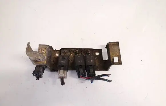 Mitsubishi Pajero Sport I Fuse box set
