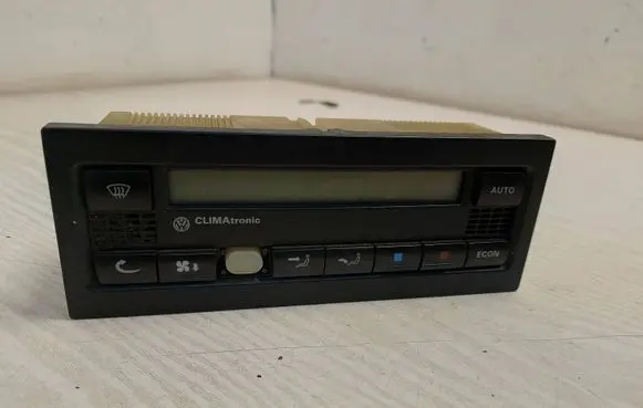 Volkswagen PASSAT B5 Climate control unit 5HB00761710 3B1907044B