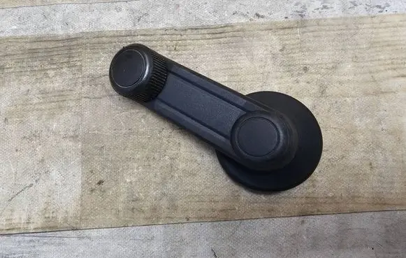 Mercedes-Benz B W245 Rear door window winding handle A1697600002