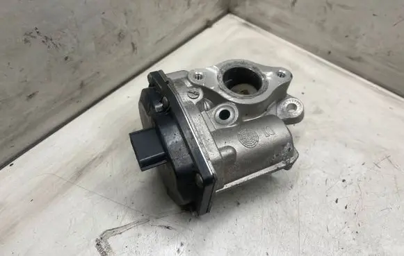 Nissan Qashqai+2 EGR valve HU1501000212
