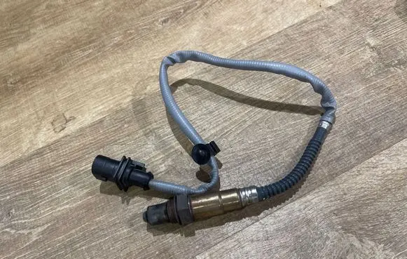 Jaguar F-Type Lambda probe sensor DX239F472CC 0258027095 453201