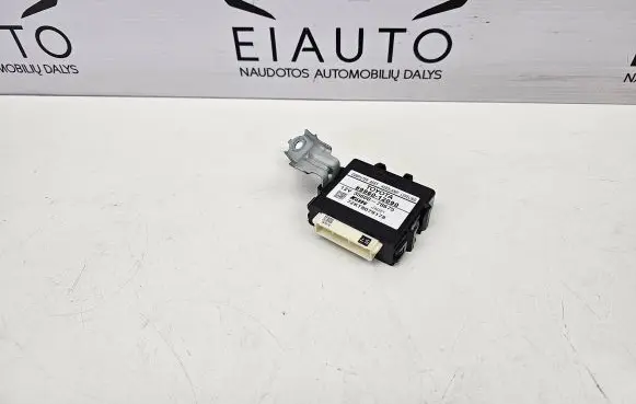 Toyota Auris 150 Light module LCM 8996012090 3560078675 7ZKT8079178