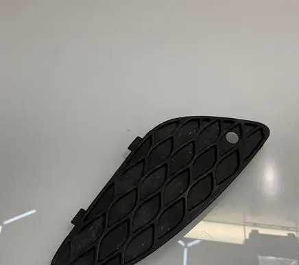 Front bumper lower grill