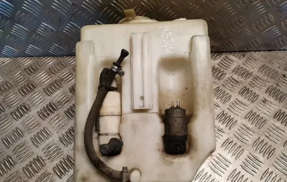 Mercedes-Benz E W210 Windshield washer fluid reservoir/tank 2108691220
