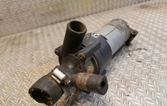 Mercedes-Benz E W210 Electric auxiliary coolant/water pump 0018353564