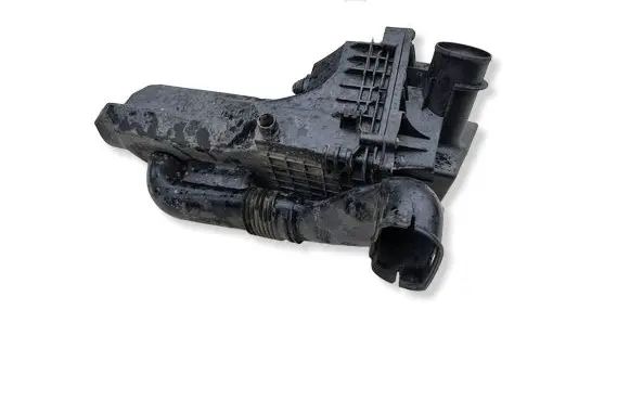 Ford Fiesta Air filter box C1B19600CD