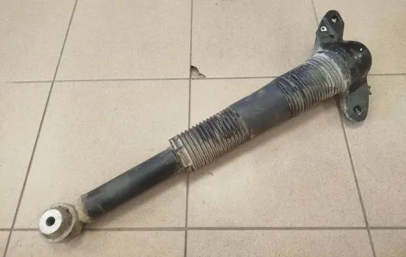 Land Rover Discovery Sport Rear shock absorber/damper GK7218A145