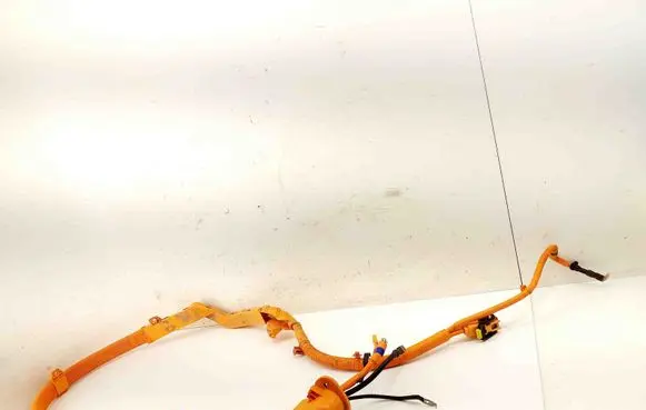 Positive cable (battery)