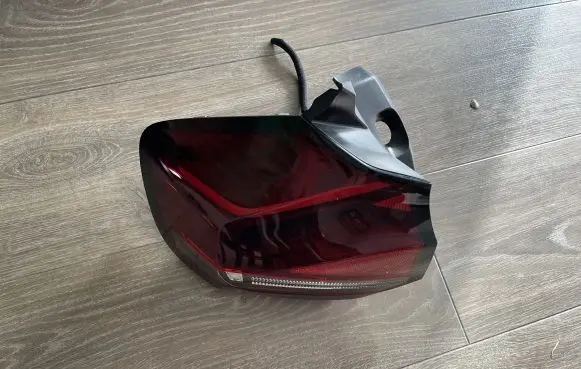 Citroen C4 II Rear/tail lights 9831100080