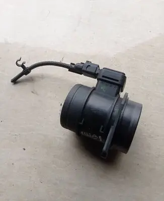 Volkswagen Golf VI Mass air flow meter 03L906461