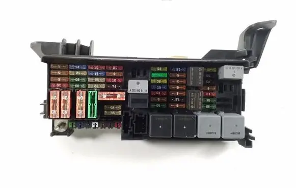 Mercedes-Benz ML W164 Fuse module A1645403072