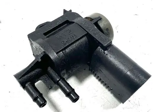 Audi A4 S4 B7 8E 8H Turbo solenoid valve 1J0906283C