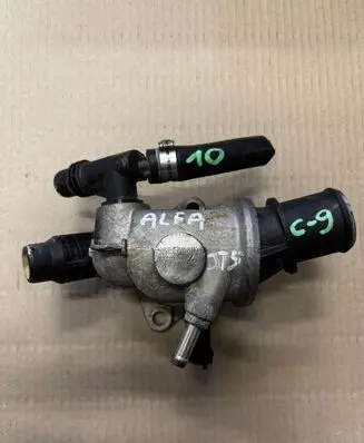Alfa Romeo Giulietta Thermostat housing 555220808