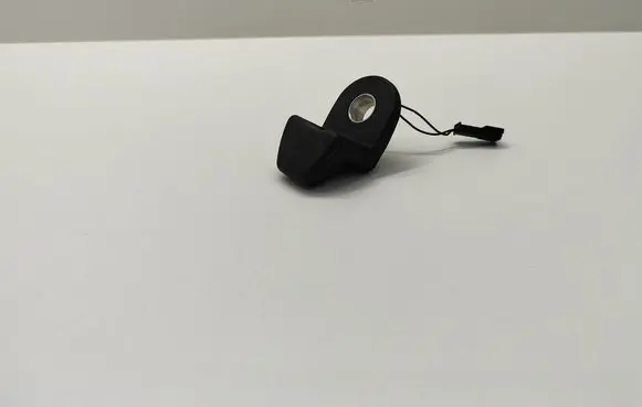 BMW 5 E60 E61 Tailgate glass/window release handle 61318385694 8385694 61319200673