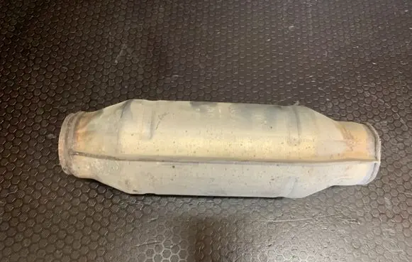 BMW 7 F01 F02 F03 F04 Middle muffler/silencer 7578186 0109 90597101