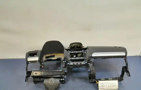 Opel Zafira B Dashboard