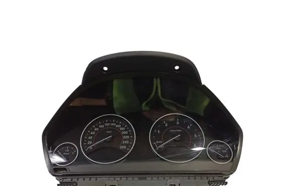 BMW 3 F30 F35 F31 Speedometer (instrument cluster) 5A03A40 62105A03A40 9436314