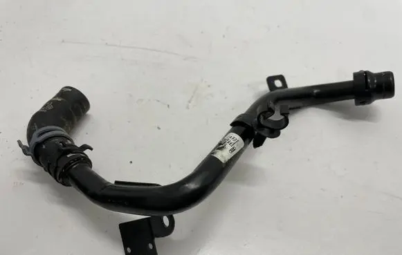 Audi A4 S4 B9 Engine coolant pipe/hose 04L122157