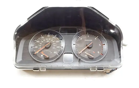 Volvo S40 Speedometer (instrument cluster) 36002721 31296235 69199490T