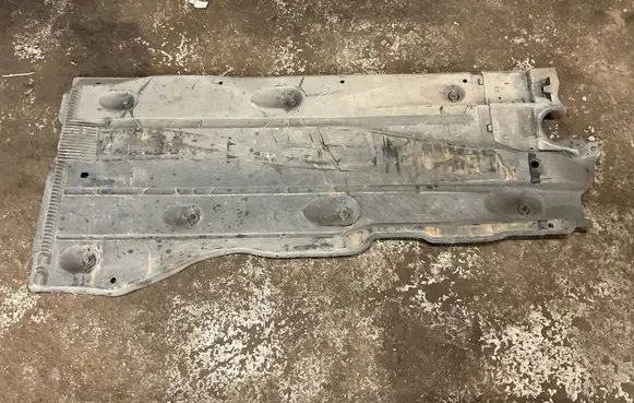 Audi A3 S3 8V Side bottom protection 5Q0825202L