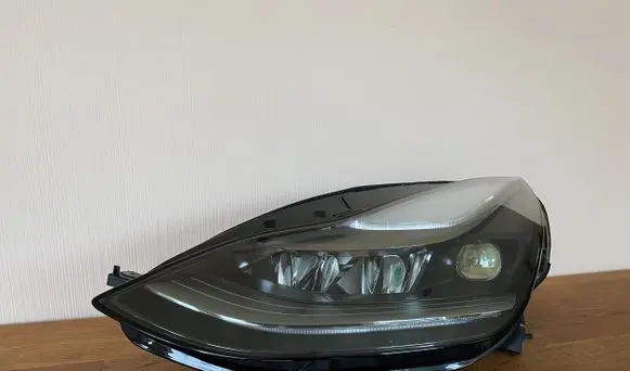 Tesla Model 3 Headlight/headlamp 1514952 151495200D 01531915