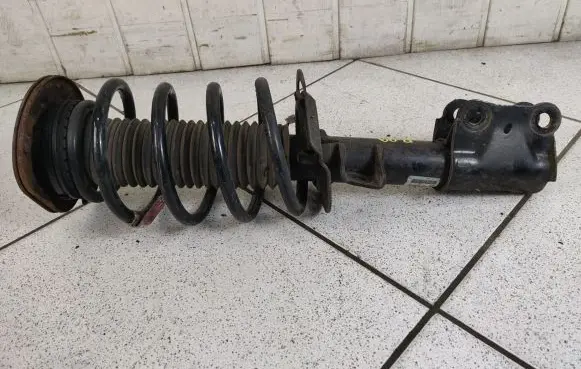 Ford Fusion II Front shock absorber/damper