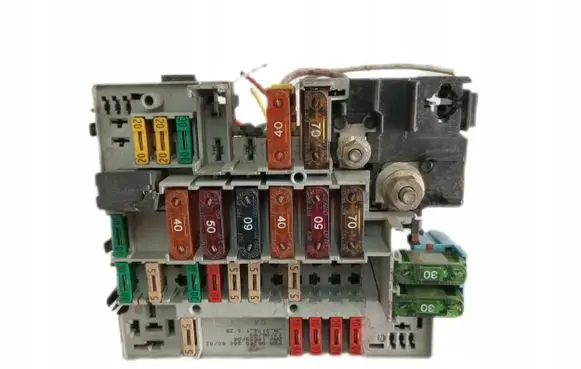 Peugeot 206 Fuse box set 9628024480