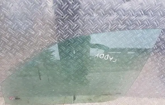 Volkswagen Caddy Front door window glass four-door
