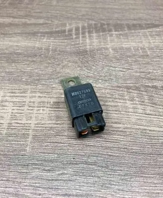 Mitsubishi Pajero Other relay MB627895